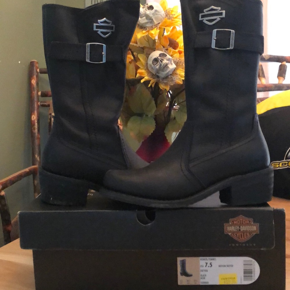 Women’s Harley Davidson Boots